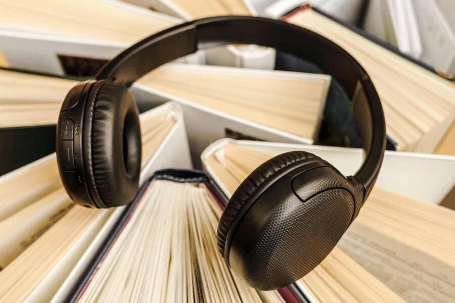 Gdzie kupić audiobooki po polsku i na co zwrócić uwagę