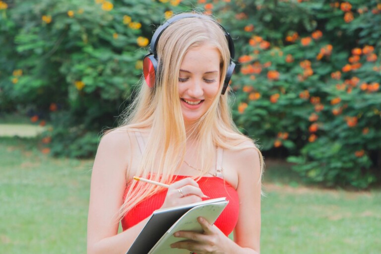 Gdzie znaleźć darmowe audiobooki i jak z nich korzystać?